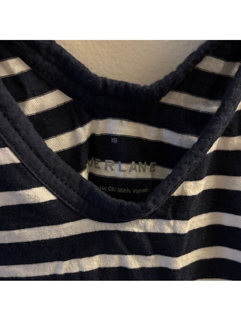 Cropped Everlane Striped Navy and White Women's Top - Picture 2 of 3